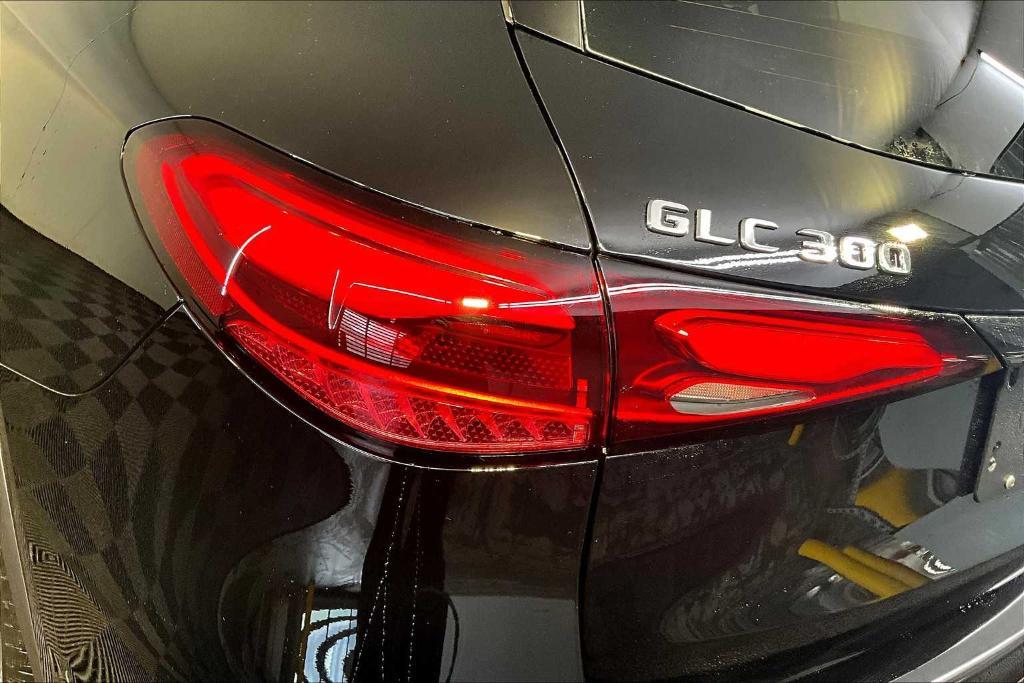 new 2025 Mercedes-Benz GLC 300 car, priced at $55,255
