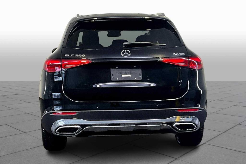 new 2025 Mercedes-Benz GLC 300 car, priced at $55,255
