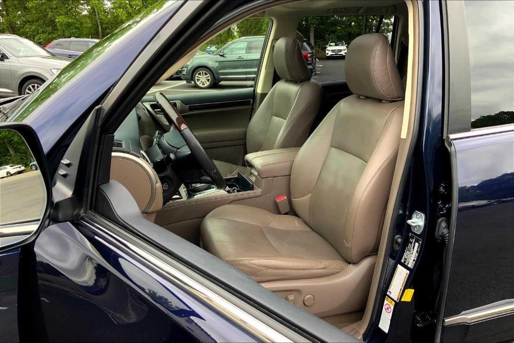 used 2017 Lexus GX 460 car, priced at $29,678