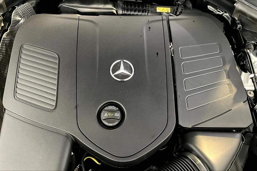 new 2025 Mercedes-Benz GLC 350e car, priced at $72,270