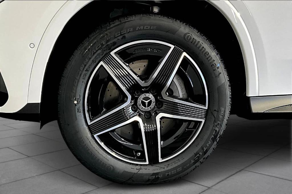new 2025 Mercedes-Benz GLC 350e car, priced at $72,270