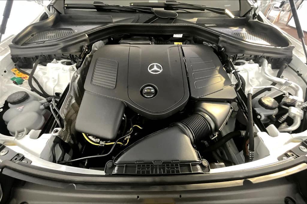 new 2025 Mercedes-Benz GLC 350e car, priced at $72,270