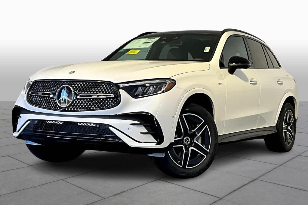 new 2025 Mercedes-Benz GLC 350e car, priced at $72,270
