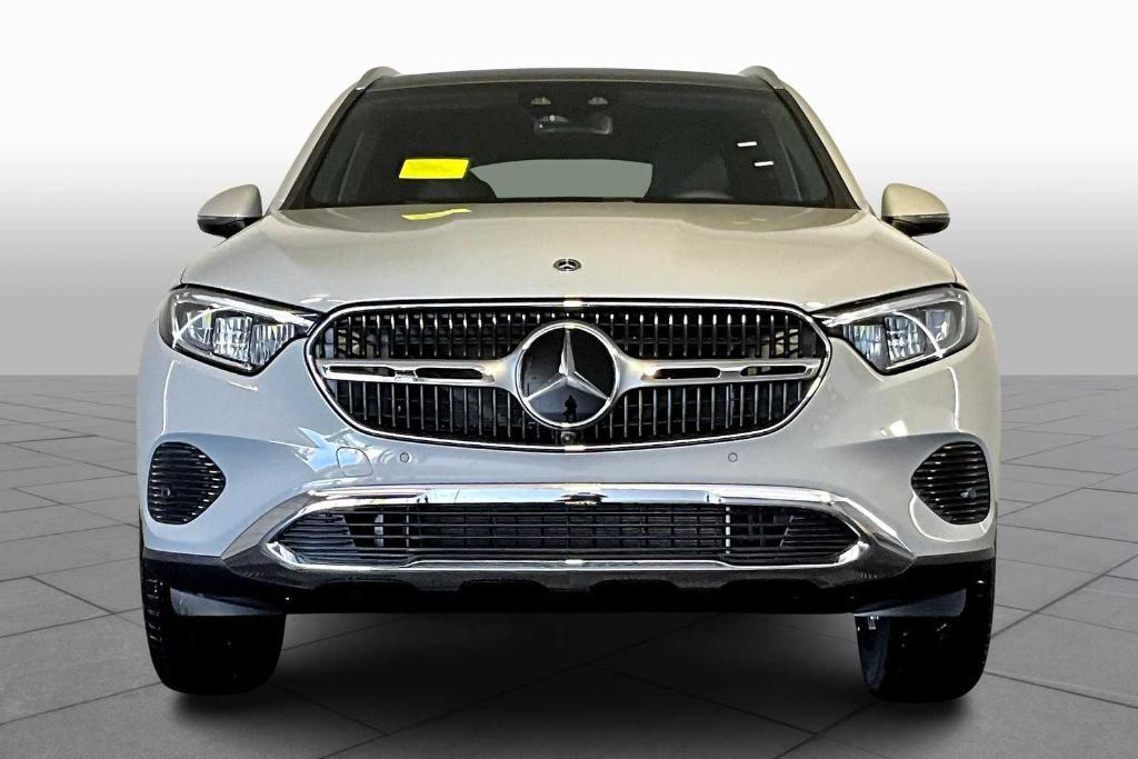new 2025 Mercedes-Benz GLC 300 car, priced at $62,795