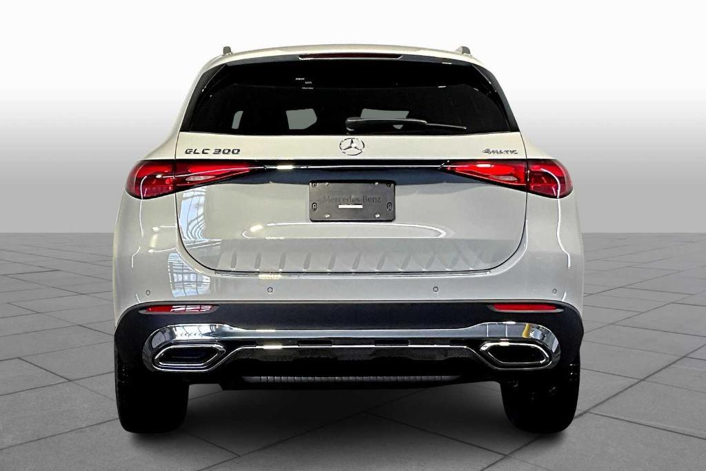 new 2025 Mercedes-Benz GLC 300 car, priced at $62,795