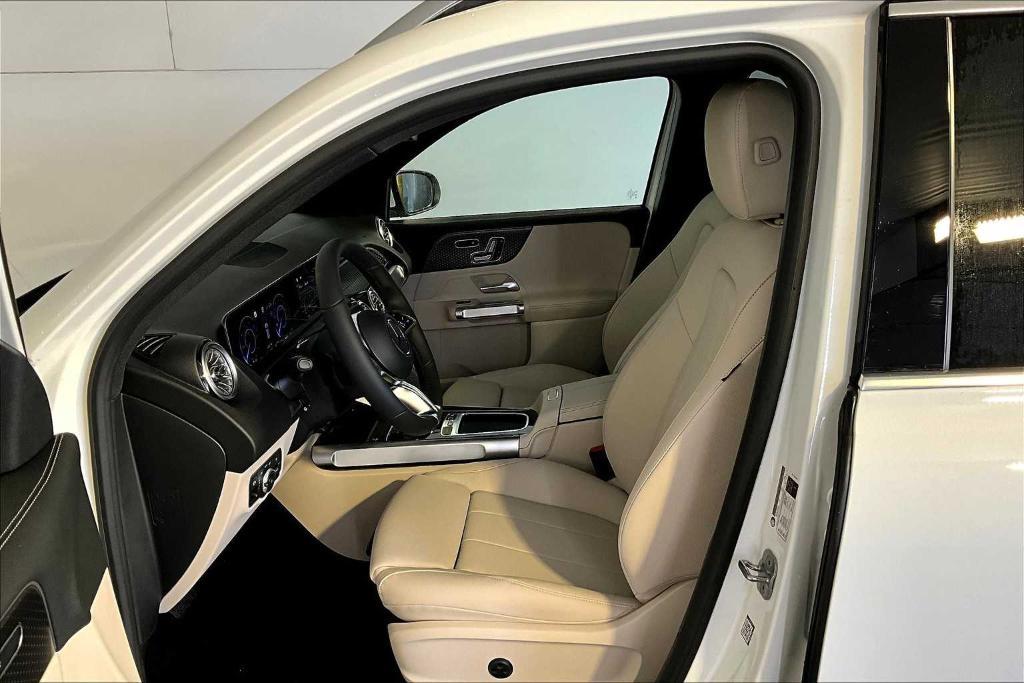new 2025 Mercedes-Benz EQB 350 car, priced at $65,830