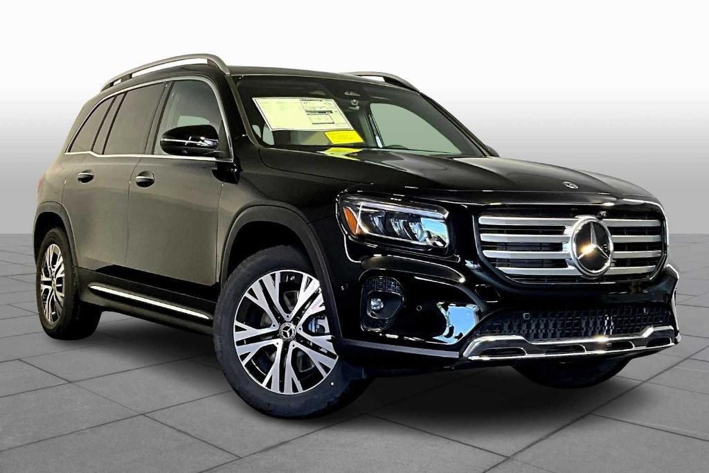 new 2025 Mercedes-Benz GLB 250 car, priced at $53,220
