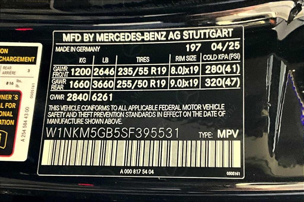 new 2025 Mercedes-Benz GLC 350e car, priced at $70,970
