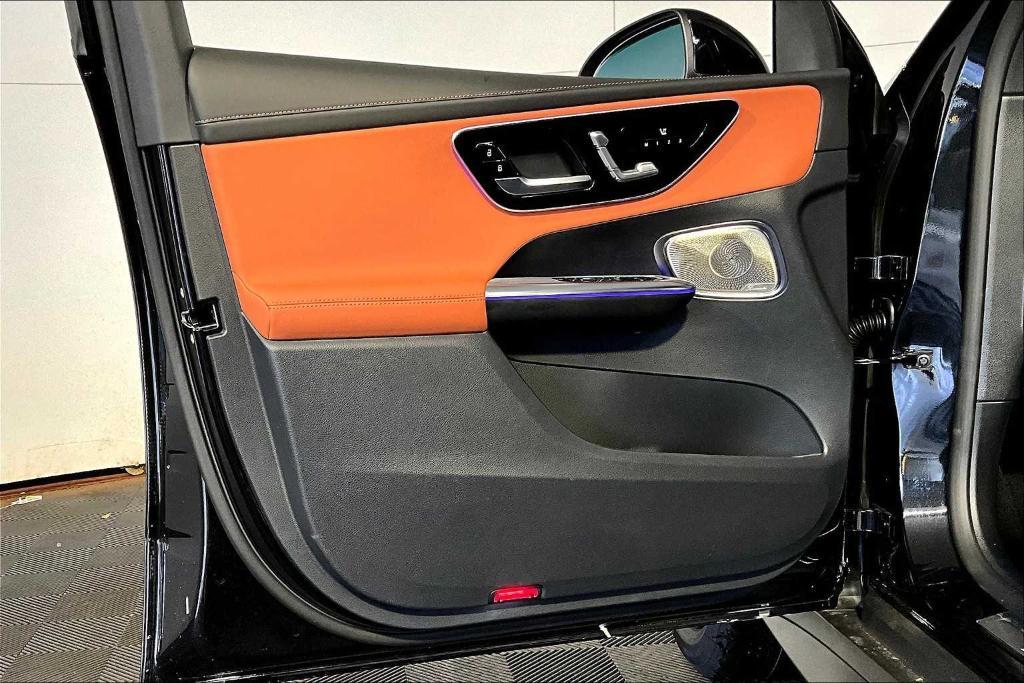 new 2025 Mercedes-Benz GLC 350e car, priced at $70,970