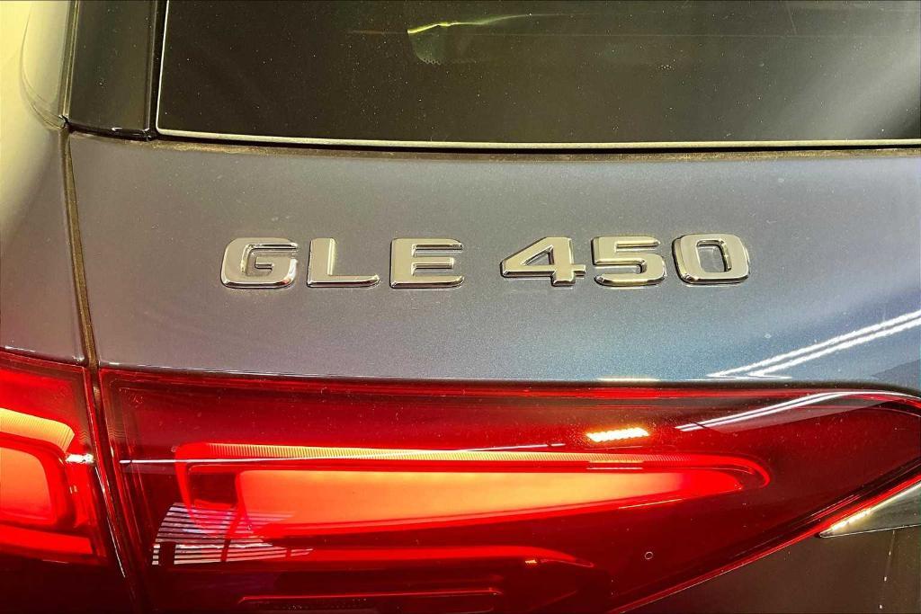 new 2026 Mercedes-Benz GLE 450 car, priced at $85,695