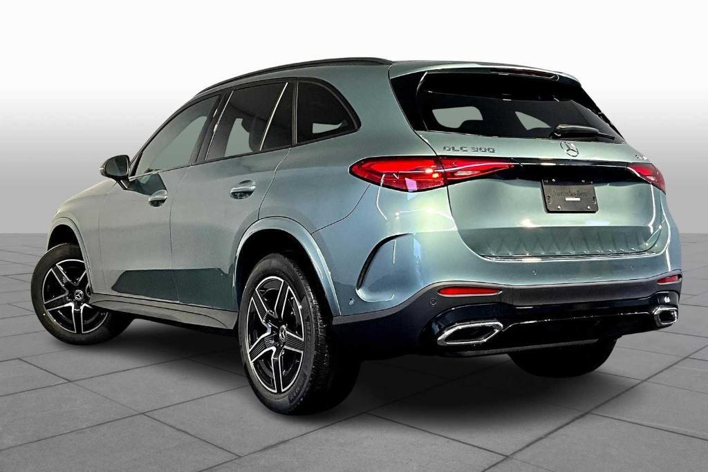 new 2025 Mercedes-Benz GLC 300 car, priced at $64,115