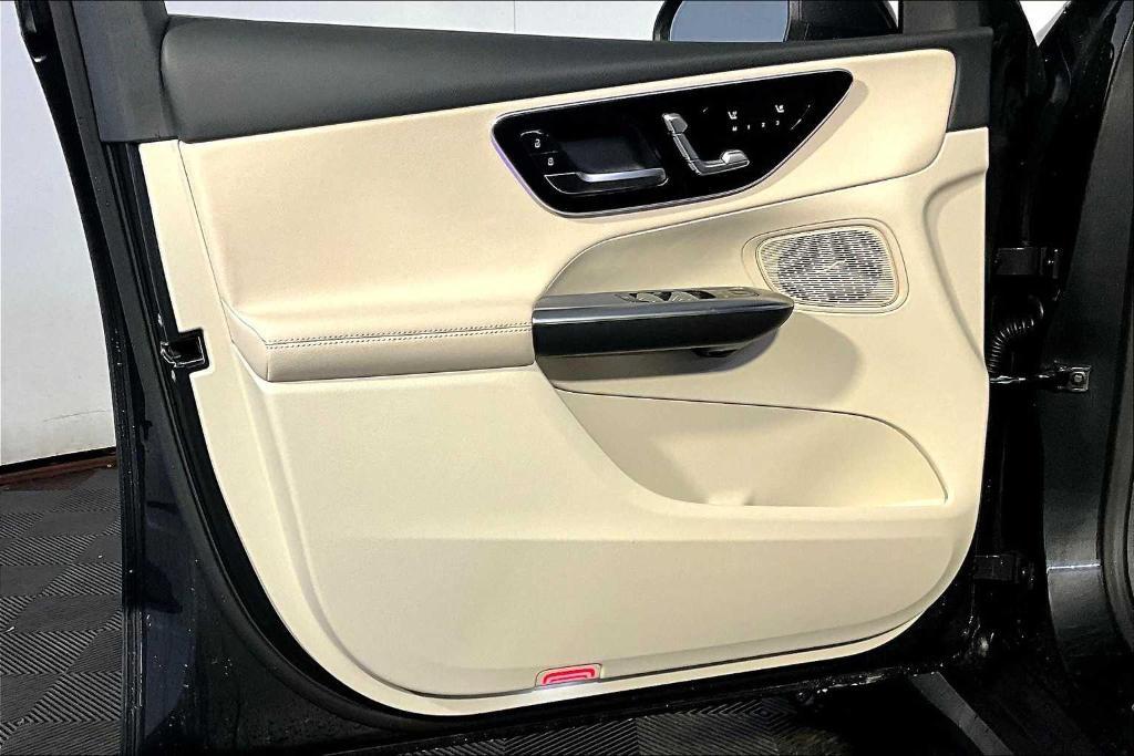 new 2026 Mercedes-Benz GLC 300 car, priced at $55,955