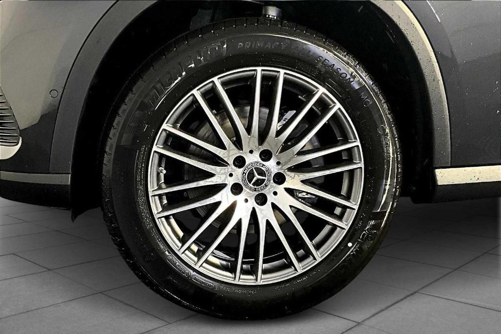 new 2026 Mercedes-Benz GLC 300 car, priced at $55,955