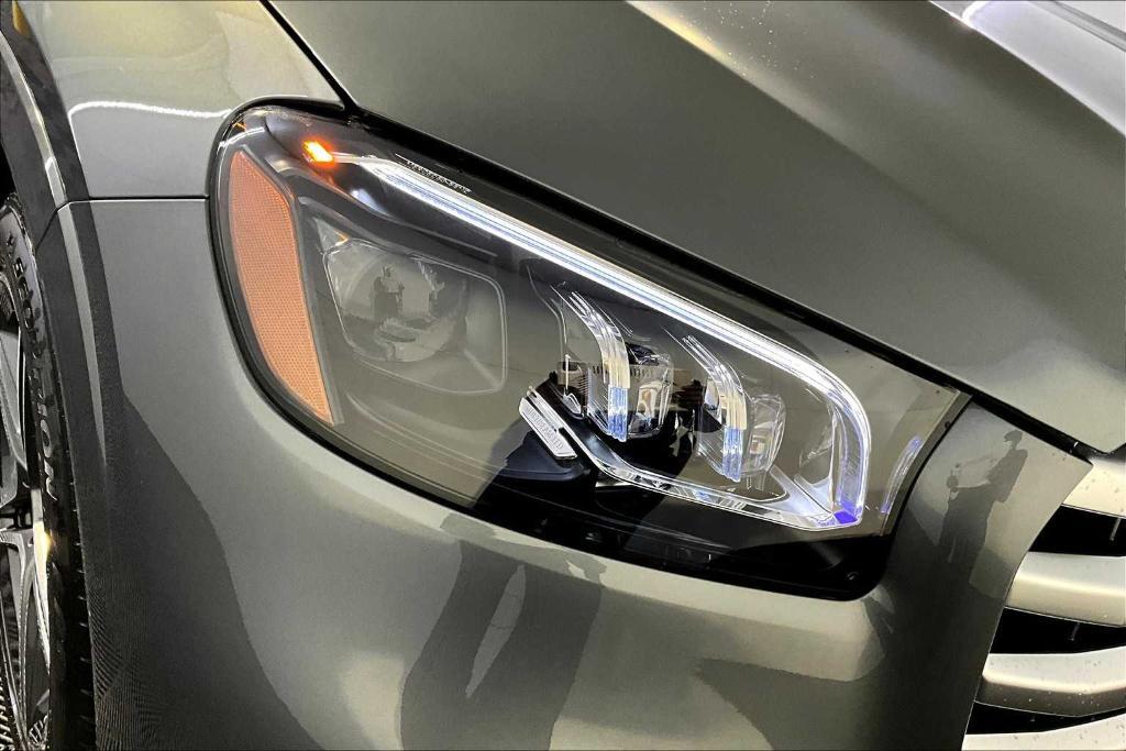 new 2026 Mercedes-Benz GLS 450 car, priced at $96,865