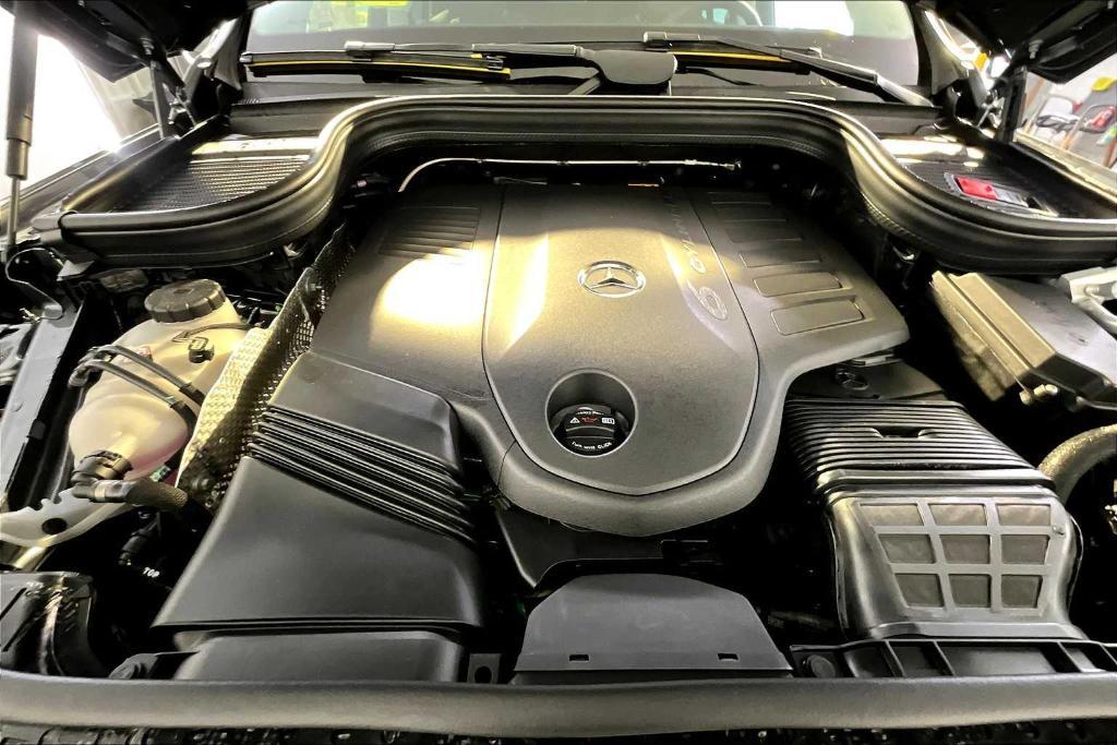 new 2026 Mercedes-Benz GLS 450 car, priced at $96,865