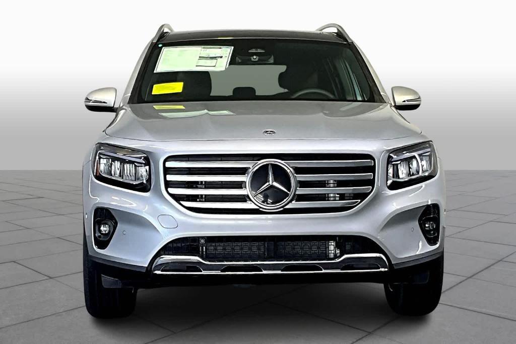 new 2024 Mercedes-Benz GLB 250 car, priced at $51,960