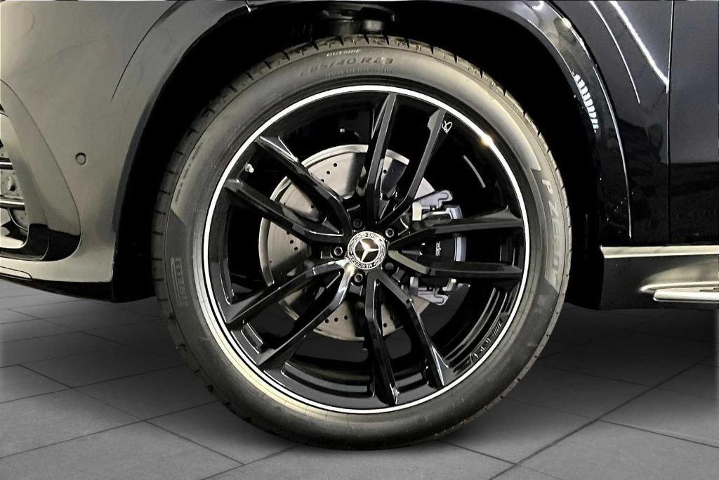 new 2026 Mercedes-Benz GLS 580 car, priced at $130,185