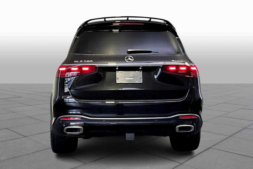 new 2026 Mercedes-Benz GLS 580 car, priced at $130,185