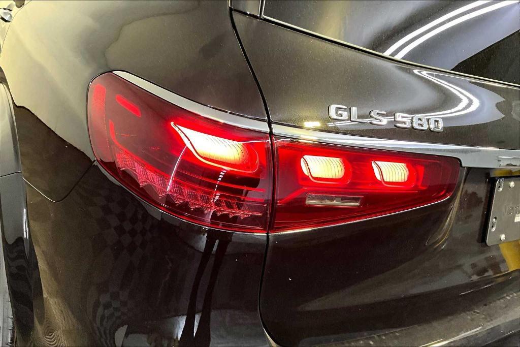 new 2026 Mercedes-Benz GLS 580 car, priced at $130,185