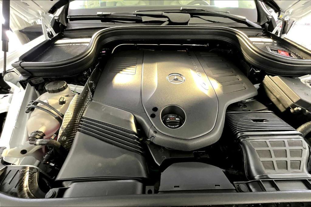 new 2026 Mercedes-Benz GLS 450 car, priced at $105,465