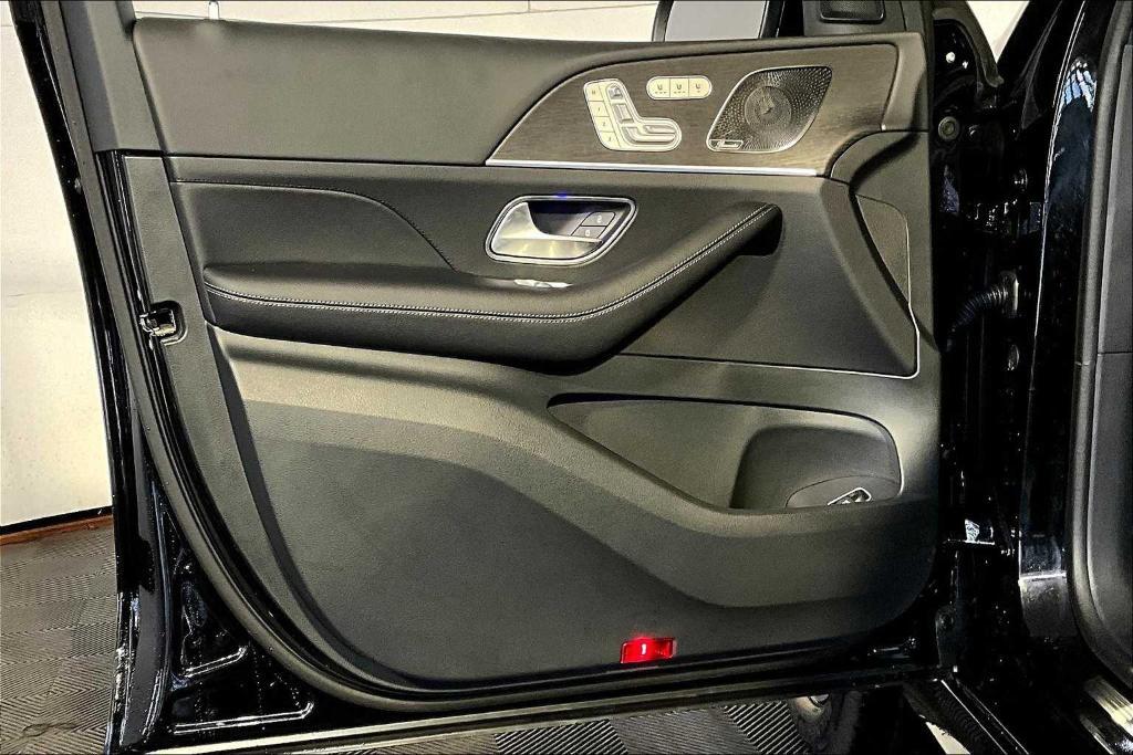 new 2026 Mercedes-Benz GLE 350 car, priced at $75,750