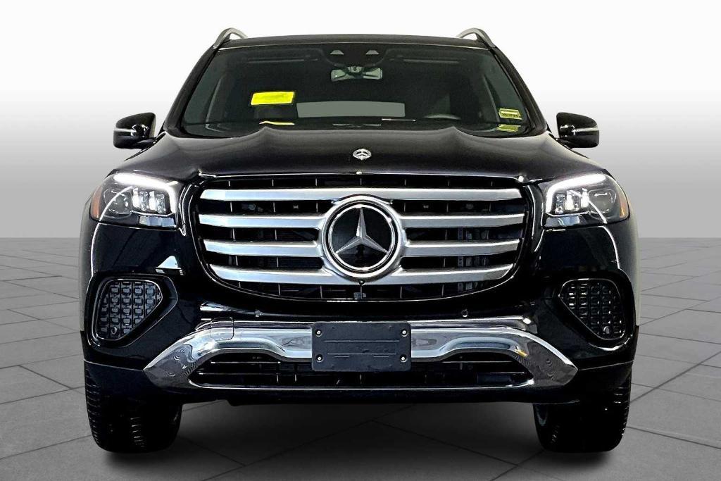 new 2025 Mercedes-Benz GLS 450 car, priced at $91,945