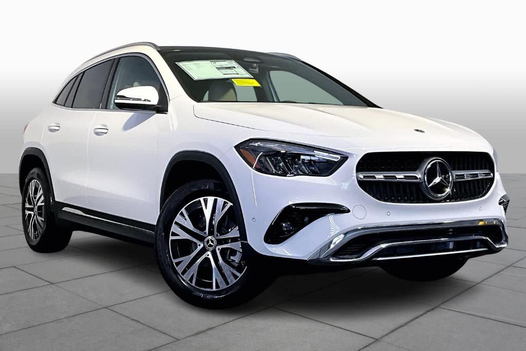 new 2026 Mercedes-Benz GLA 250 car, priced at $49,160
