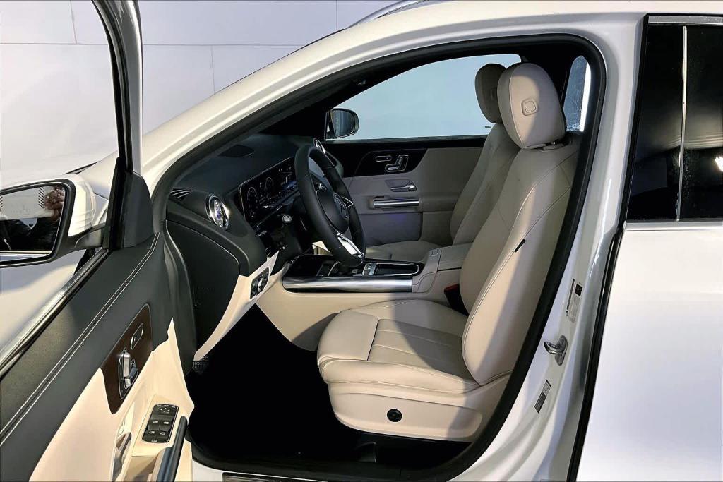 new 2026 Mercedes-Benz GLA 250 car, priced at $49,160