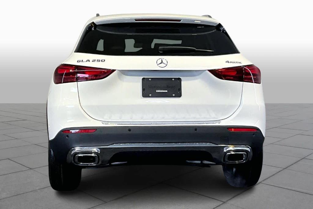 new 2026 Mercedes-Benz GLA 250 car, priced at $49,160