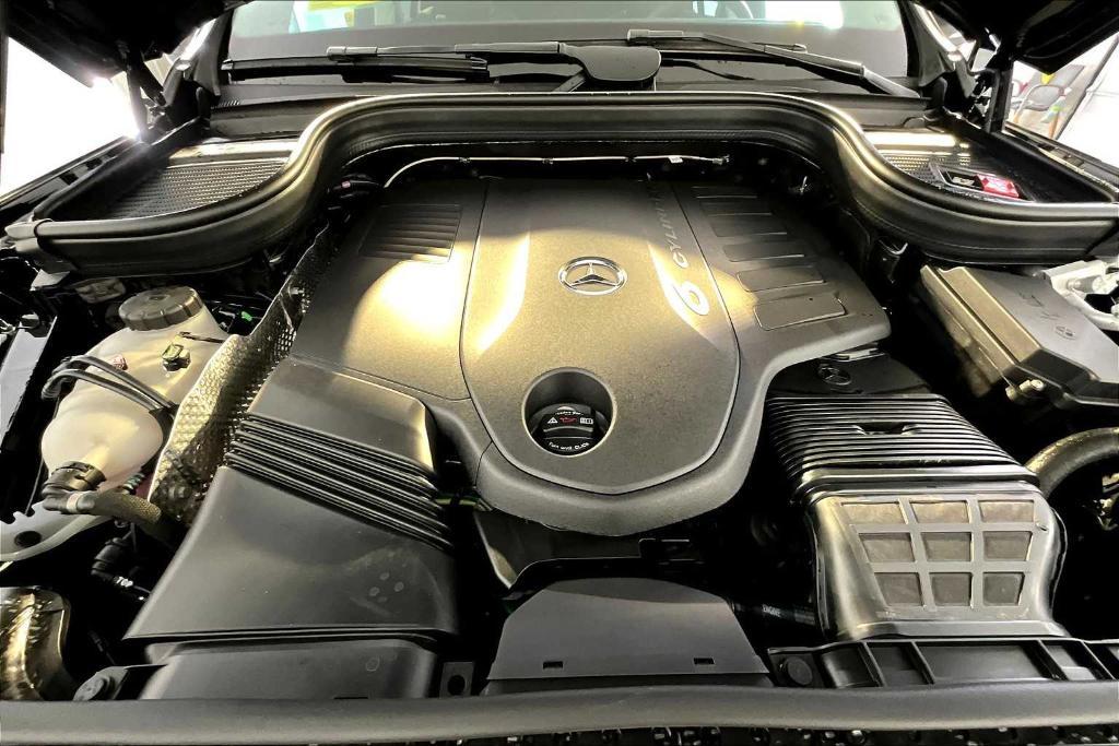 new 2026 Mercedes-Benz GLS 450 car, priced at $93,615