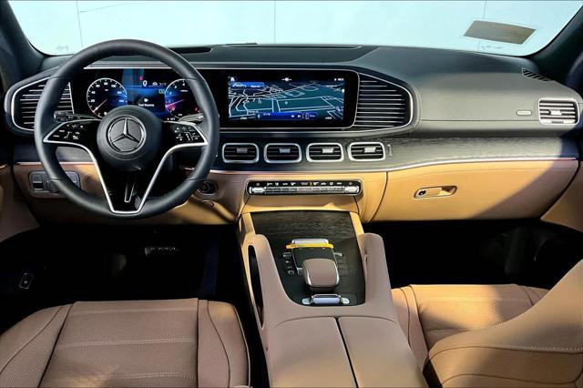 new 2025 Mercedes-Benz GLE 580 car, priced at $101,770