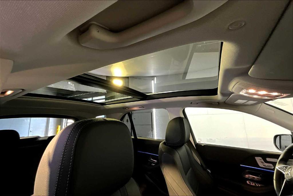 used 2025 Mercedes-Benz GLE 350 car, priced at $61,981