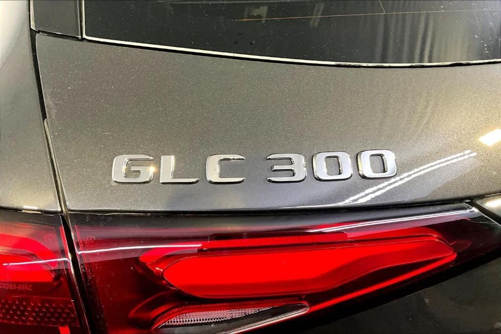 new 2026 Mercedes-Benz GLC 300 car, priced at $60,940
