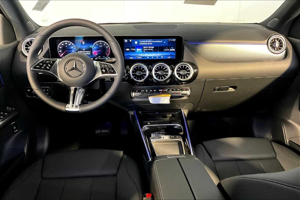 new 2025 Mercedes-Benz GLA 250 car, priced at $47,295