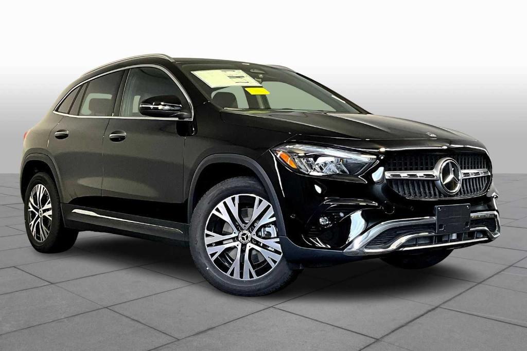 new 2025 Mercedes-Benz GLA 250 car, priced at $47,295