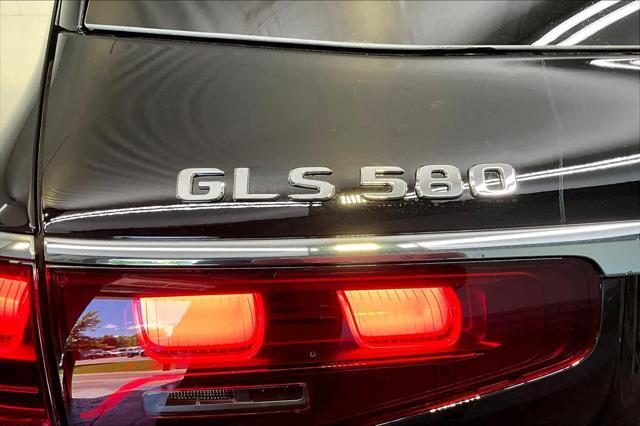 new 2024 Mercedes-Benz GLS 580 car, priced at $115,400