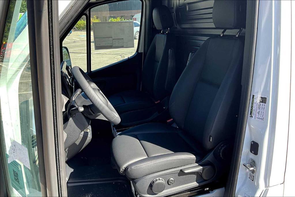 new 2025 Mercedes-Benz Sprinter 2500 car, priced at $62,183