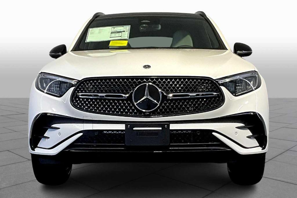 new 2026 Mercedes-Benz GLC 300 car, priced at $58,685