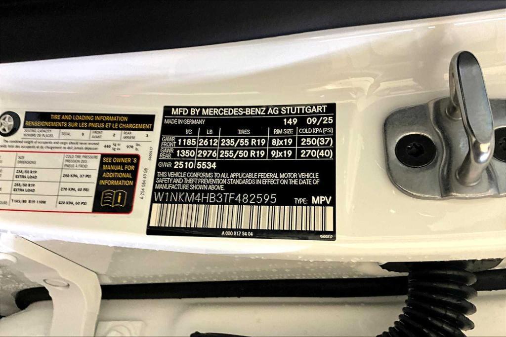 new 2026 Mercedes-Benz GLC 300 car, priced at $58,685