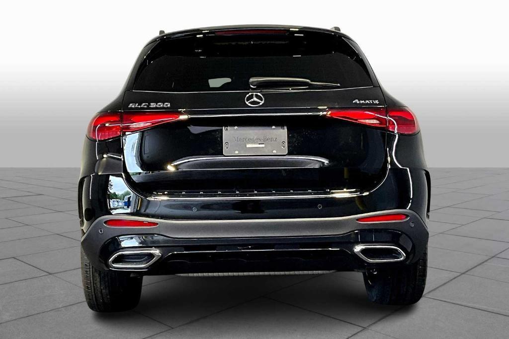 new 2025 Mercedes-Benz GLC 300 car, priced at $62,810