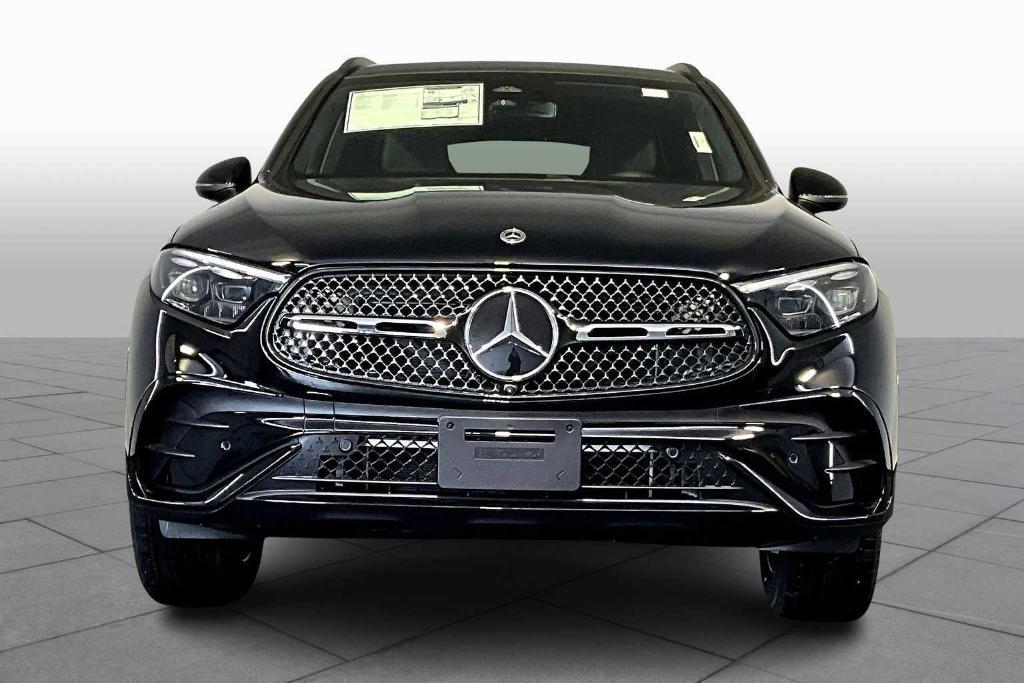 new 2025 Mercedes-Benz GLC 300 car, priced at $62,810
