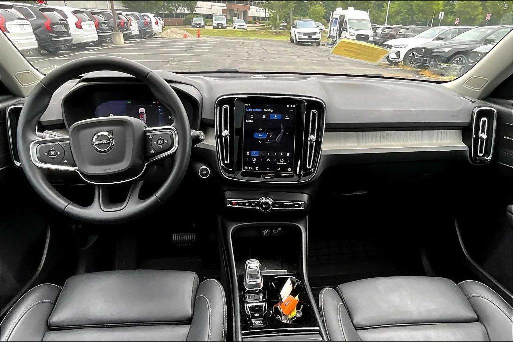 used 2025 Volvo XC40 car, priced at $39,867