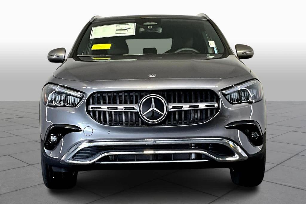 new 2024 Mercedes-Benz GLA 250 car, priced at $51,910