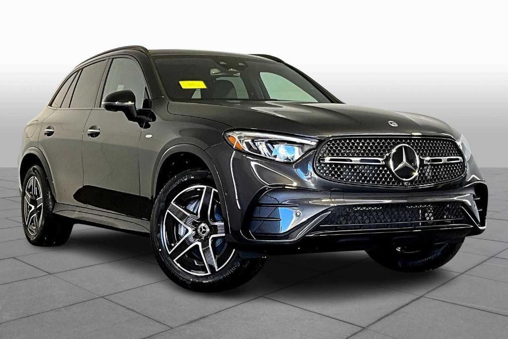 new 2025 Mercedes-Benz GLC 350e car, priced at $72,070
