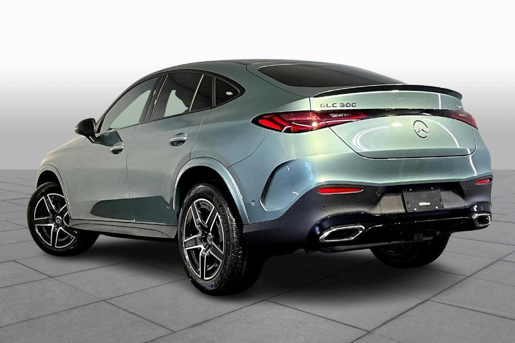 new 2025 Mercedes-Benz GLC 300 car, priced at $73,125