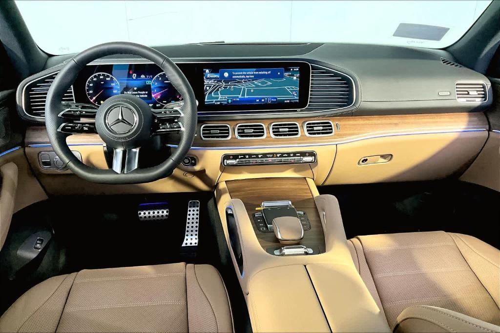 new 2025 Mercedes-Benz GLS 450 car, priced at $98,690