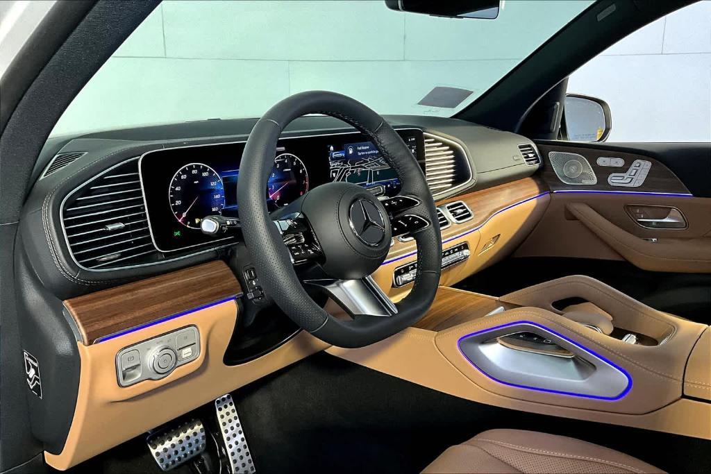 new 2025 Mercedes-Benz GLS 450 car, priced at $98,690