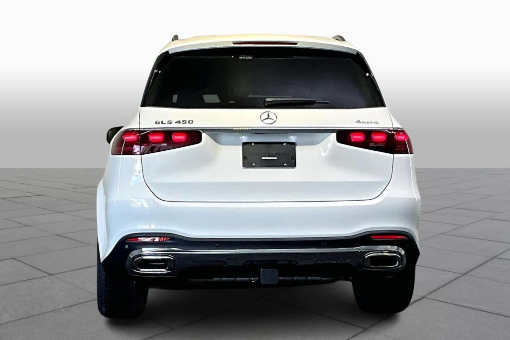 new 2025 Mercedes-Benz GLS 450 car, priced at $98,690