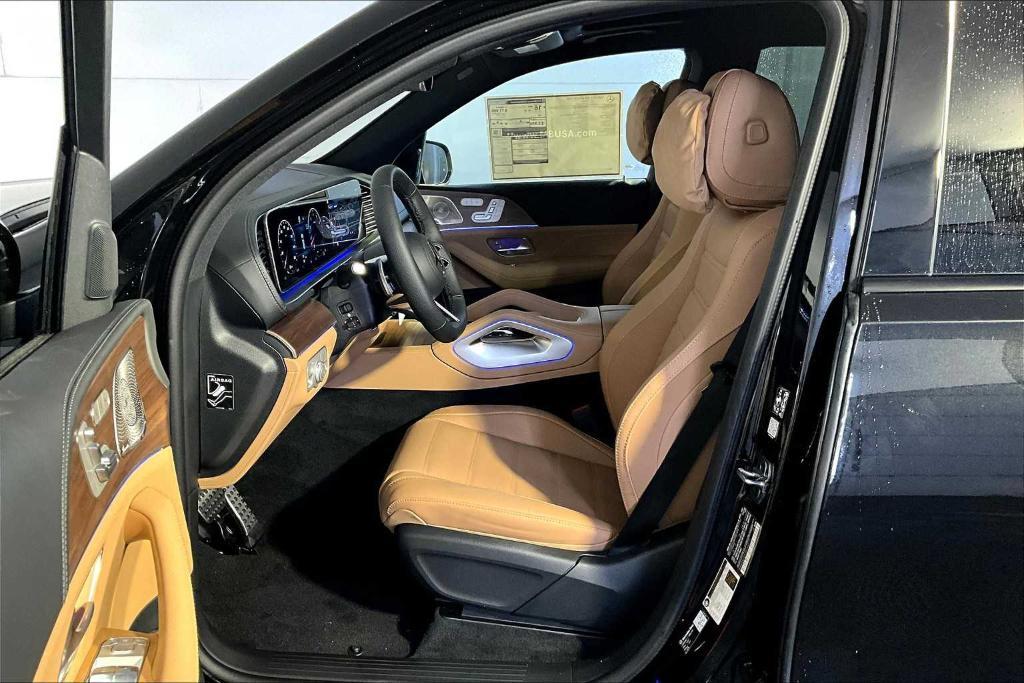 new 2026 Mercedes-Benz GLS 580 car, priced at $125,275