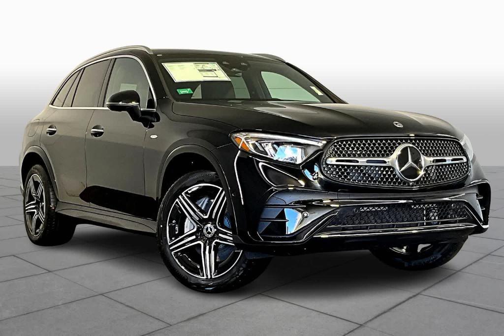 new 2025 Mercedes-Benz GLC 350e car, priced at $67,300